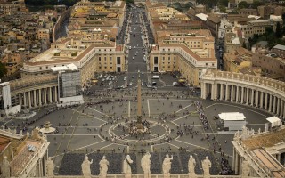 Il mondo cattolico si schiera contro il fossile