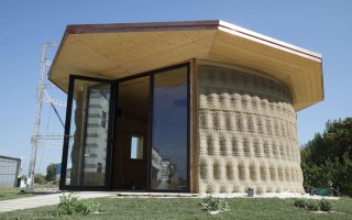 Gaia, la prima casa in 3d con terra e fibre vegetali