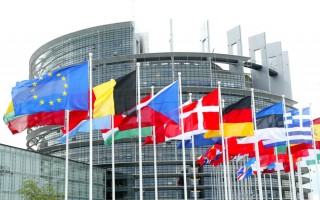 La Commissione UE lancia il pacchetto ‘Fit for 55’