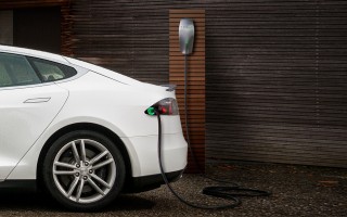 Auto elettriche: si parte