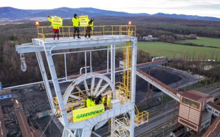 Slovacchia, attivisti di Greenpeace in carcere per una manifestazione pacifica contro il carbone 