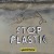 Stop alla plastica usa e getta sulle spiagge, centinaia di persone manifestano