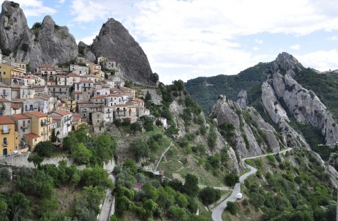 Voler bene all’Italia, protagoniste le comunità energetiche