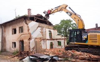 demolition-855079_960_720