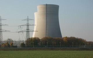 nuclear-power-plant-837824