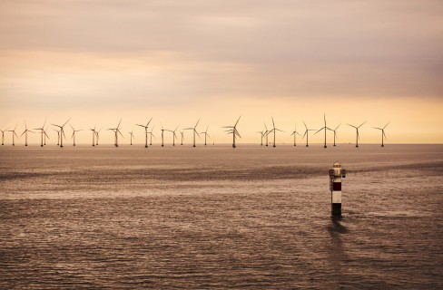 Solare ed eolico offshore per vincere la sfida della transizione ecologica